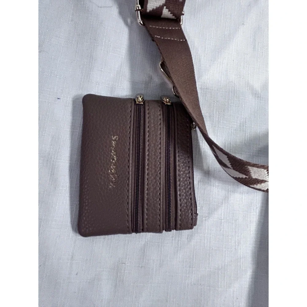 Save The Girls Clip & Go Phone Carrier OS Brown Chevron Crossbody Pouch Women